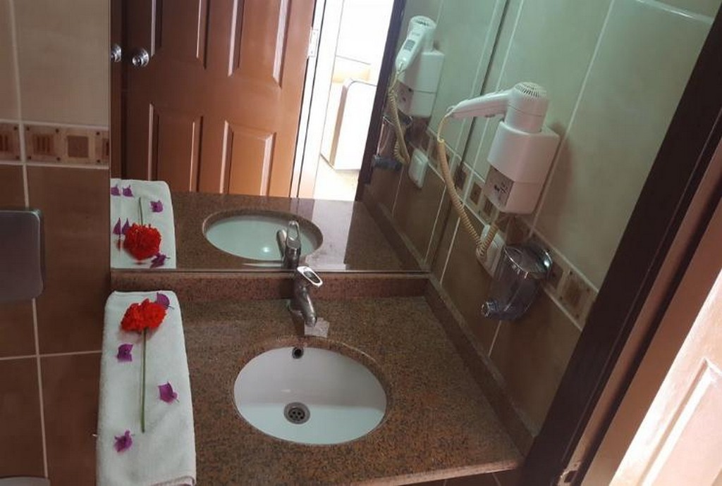 هتل توکای 